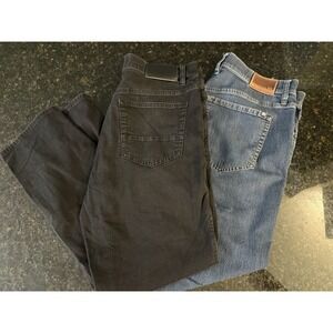 2 Pairs Travis Mathew Jeans Mens 32x27 Blue & Black Stretch Legacy Featherweight